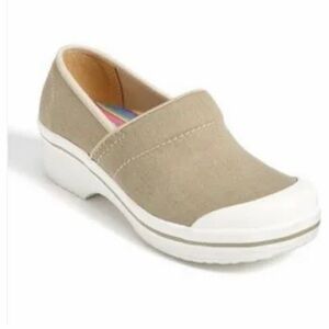 Dansko Vegan Volley Tan and White Canvas Clogs Size 38 / Size 8